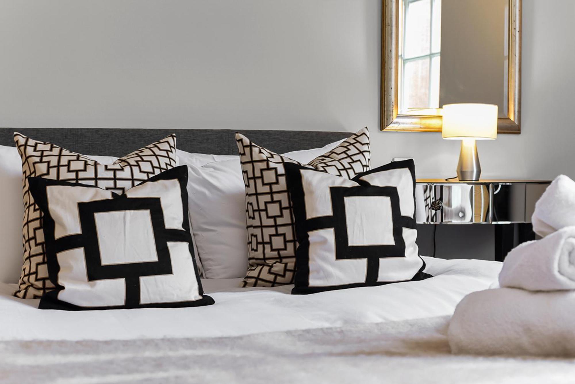 2 Bed Apartment- Mayfair 4 Apartamento Londres